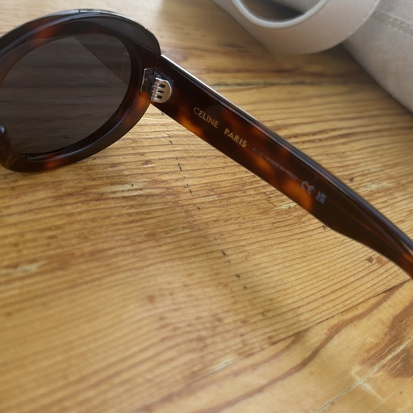 Celine
Triomphe Logo Oval Acetate Sunglasses - Picture 3 of 7
